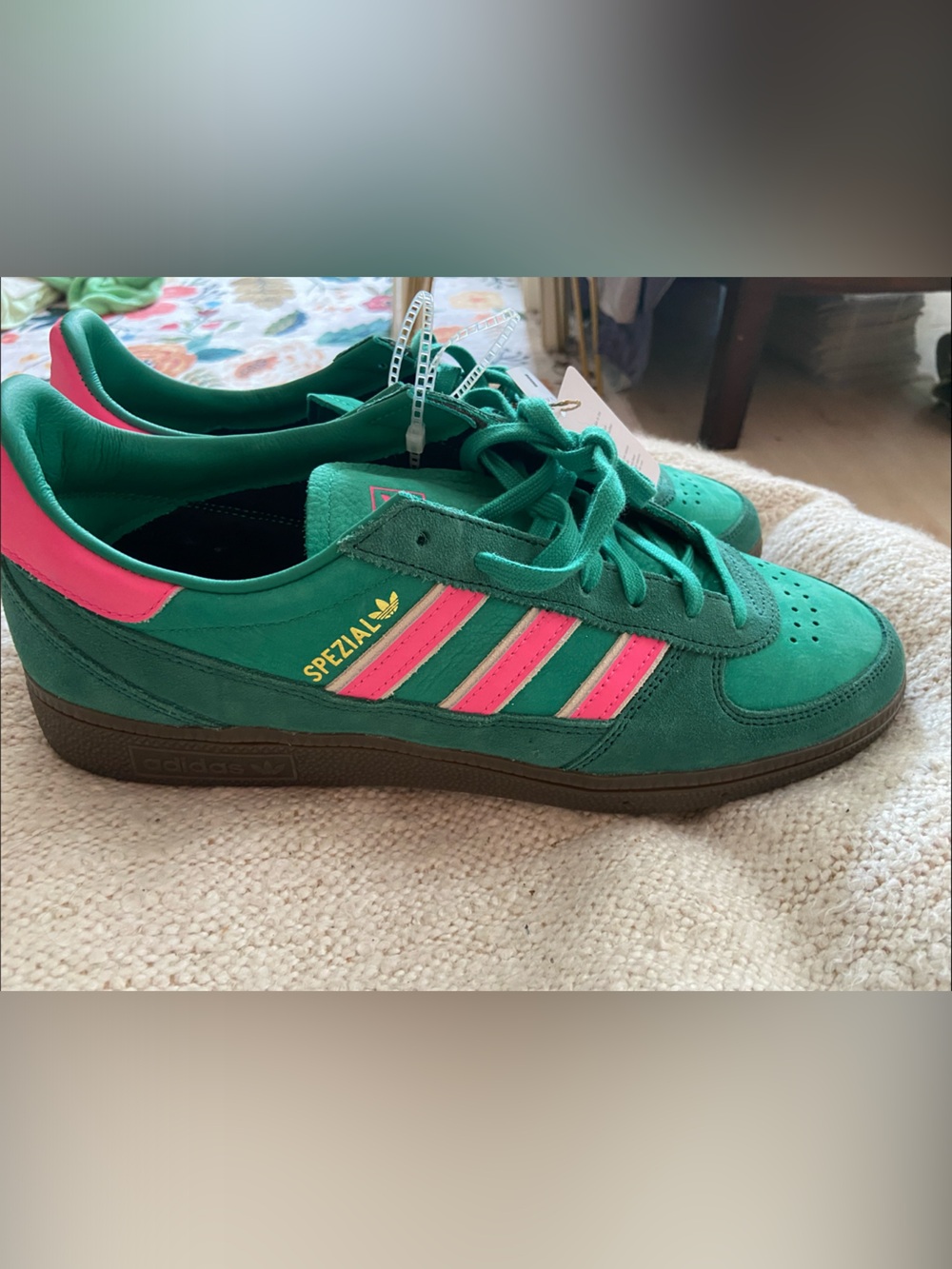 Adidas Handball Spezial Weltmeister Mens 12 Green Suede/Pink Stripes New w/tags